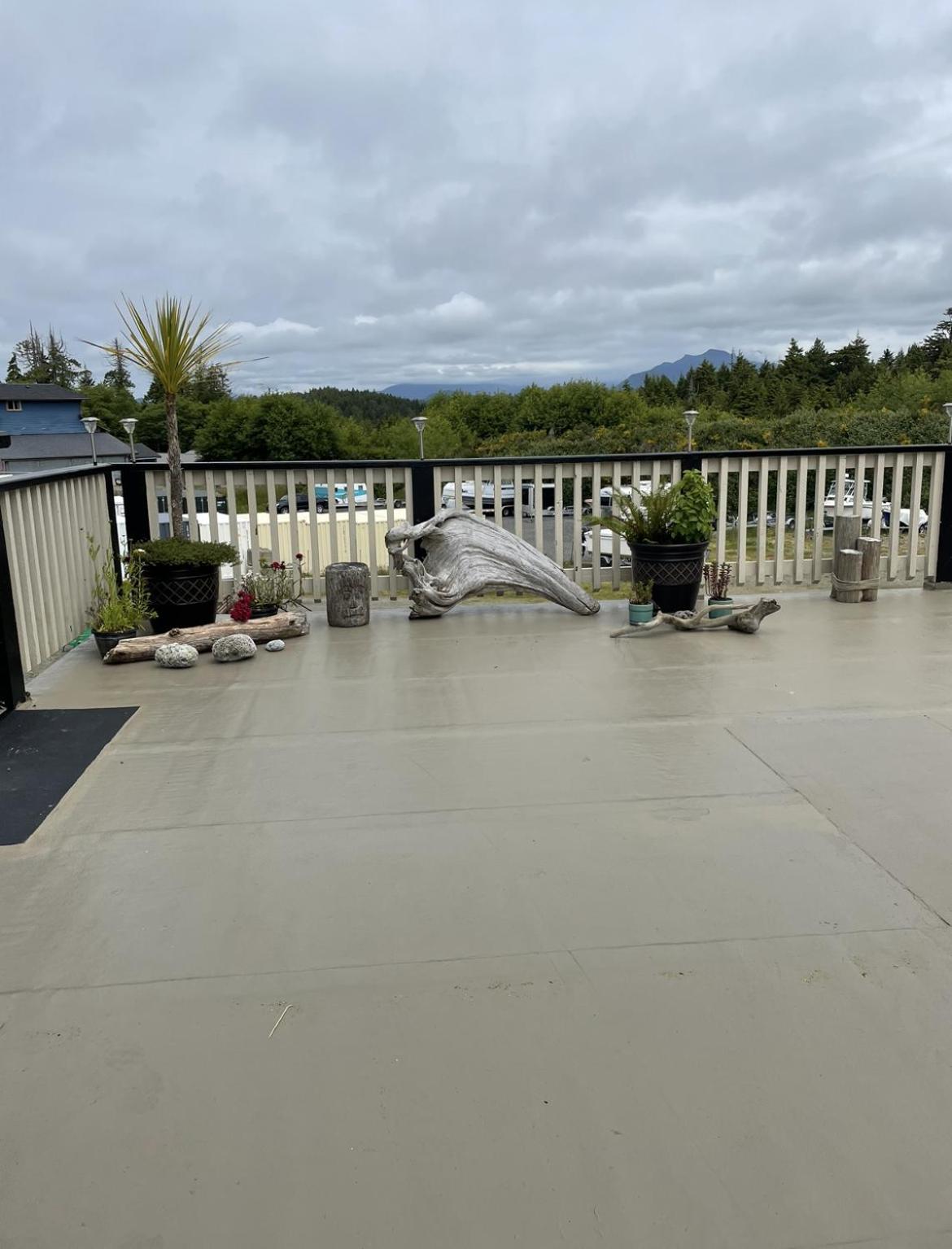 Pacific Rim Guest Lodge - Adults Only Ucluelet Exterior photo